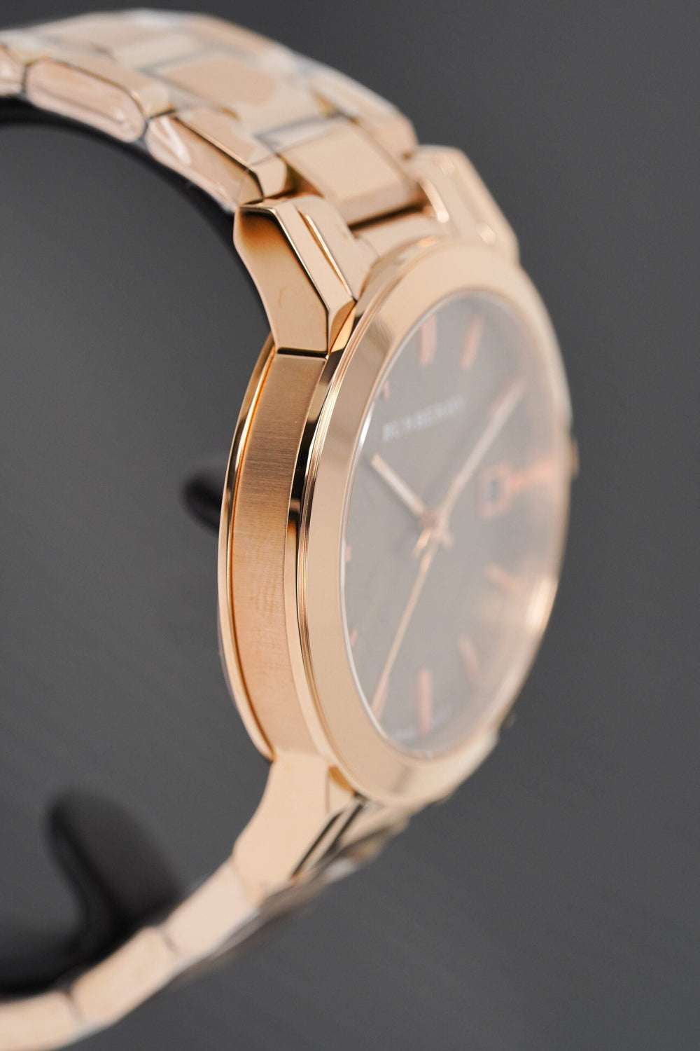 Burberry dameur The City roseguld PVD-belægning Bu9005