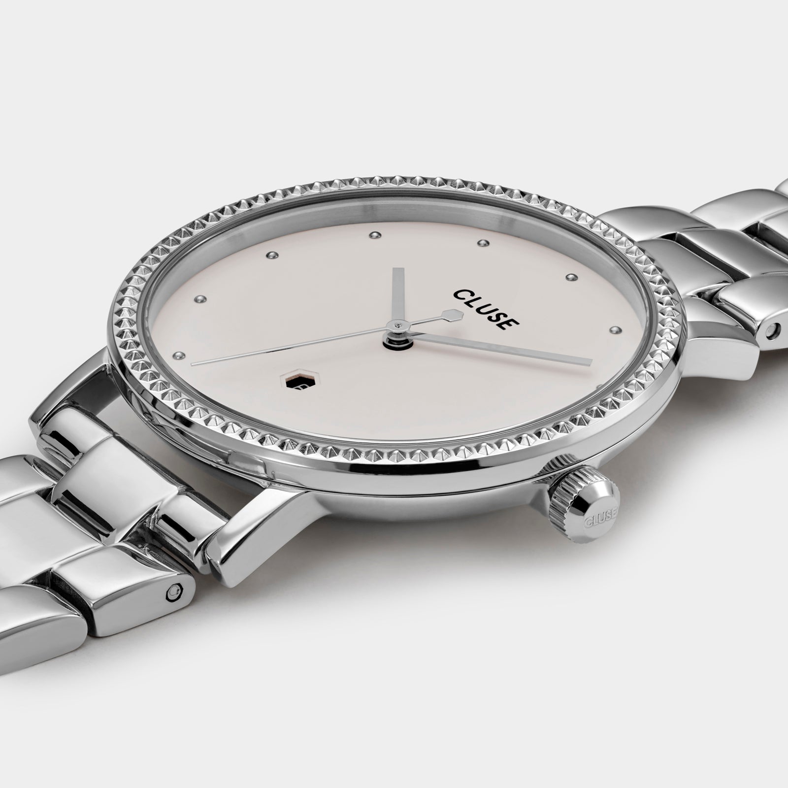 CLUSE CW0101209008