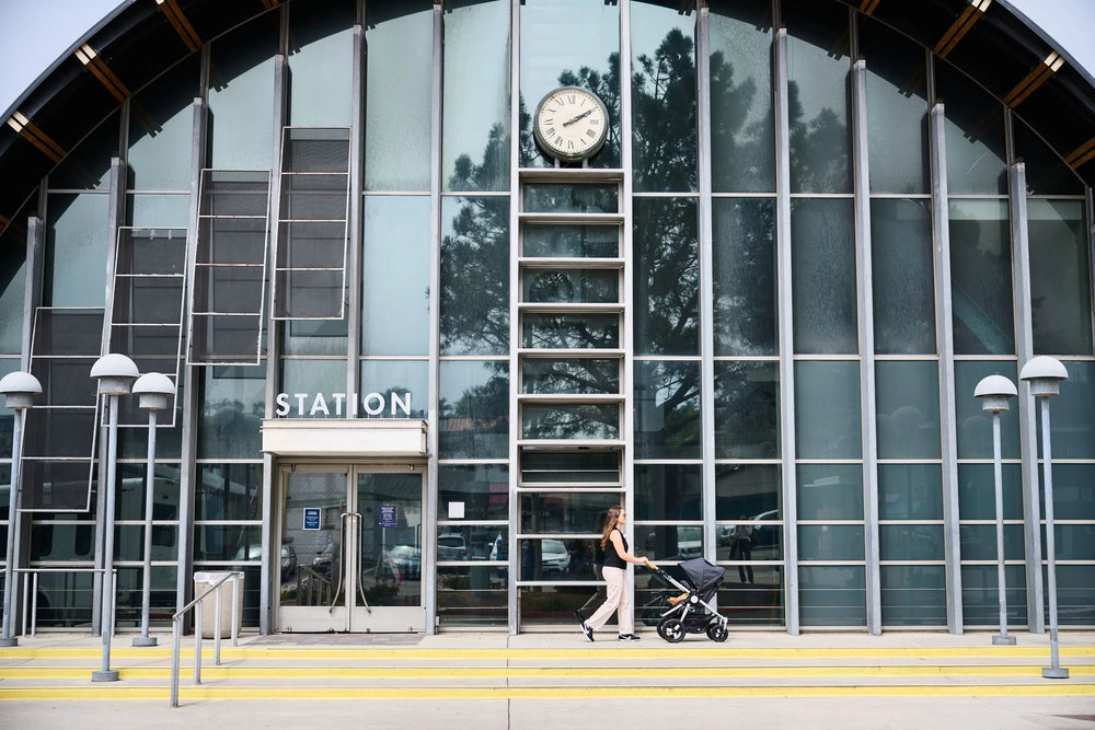 Era (2022) Justerbar – Matte Black – Bumbleride