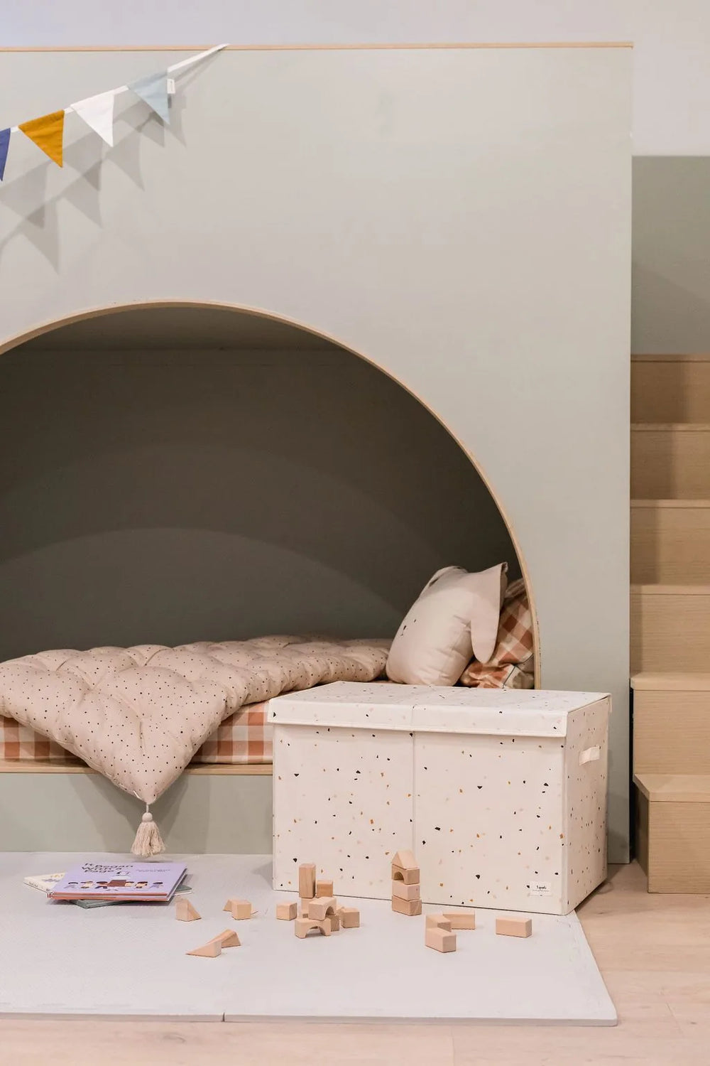Opbevaringskasse Med Låg – Terrazzo, Creme – 3 Sprouts