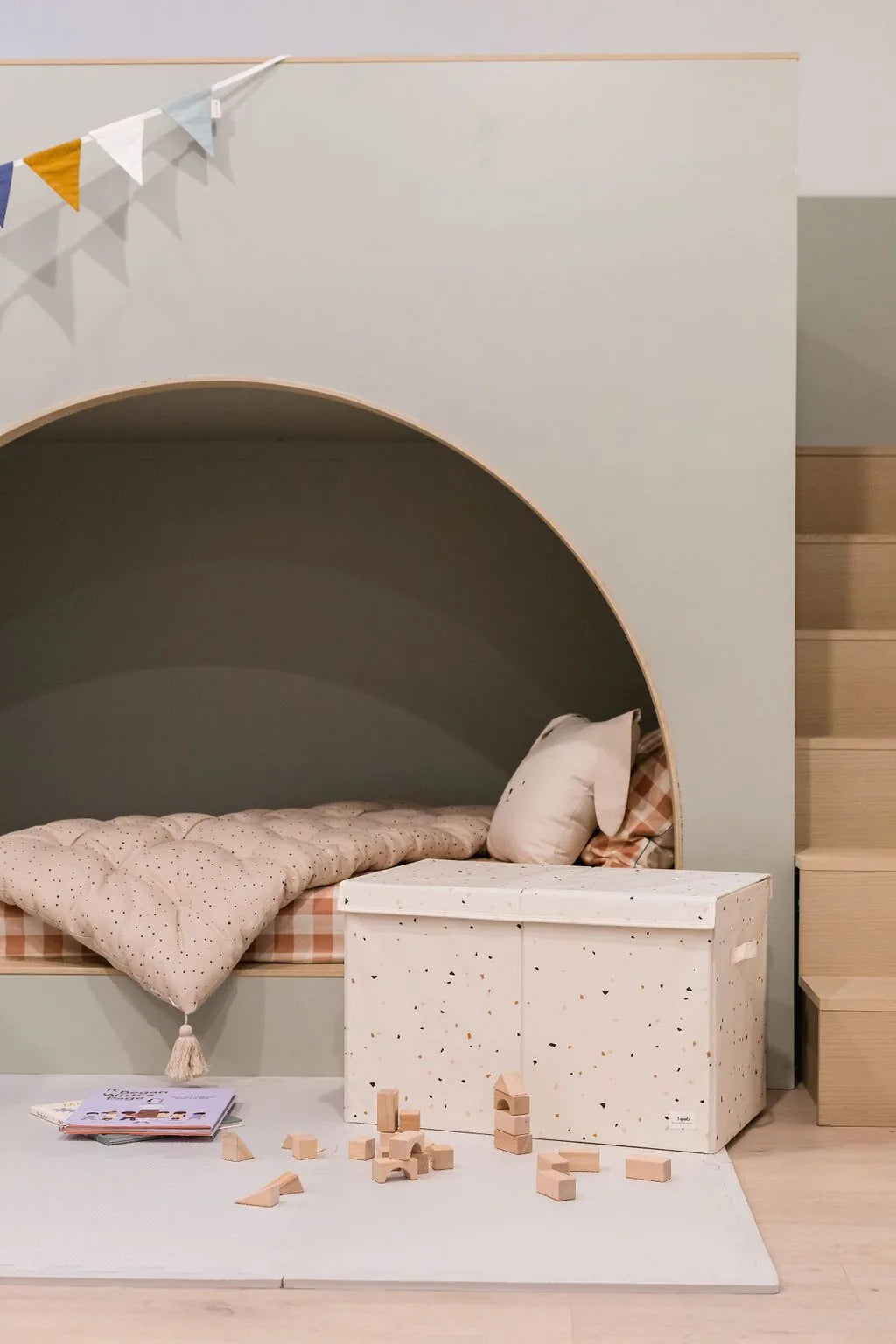 3 Sprouts Opbevaringskasse med låg, Terrazzo/Creme