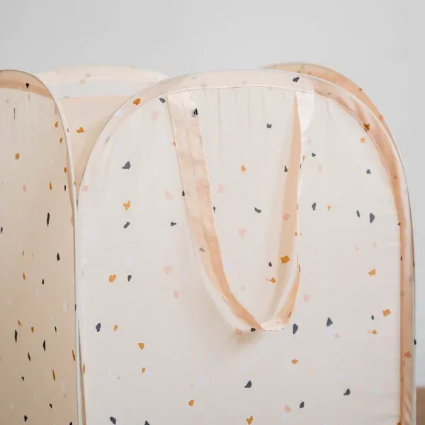 3 Sprouts Pop-up vasketøjskurv, Terrazzo beige