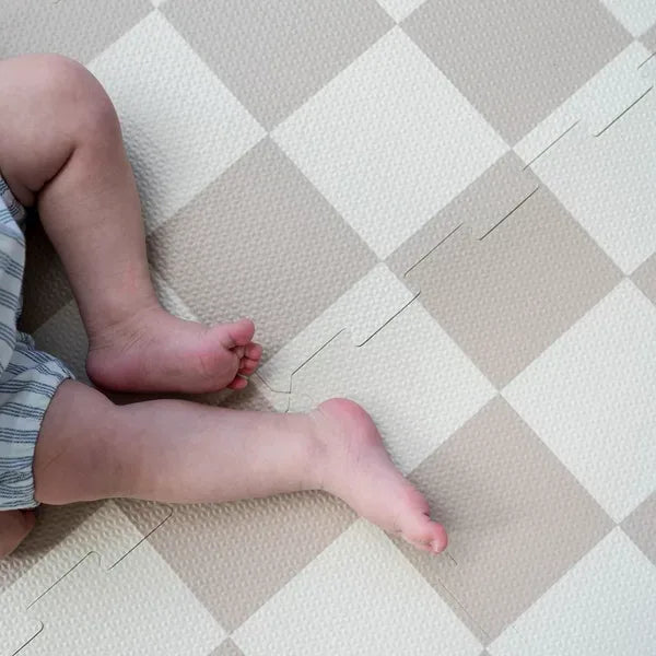 3 prouts Gulvpuslespil, Checkerboard beige