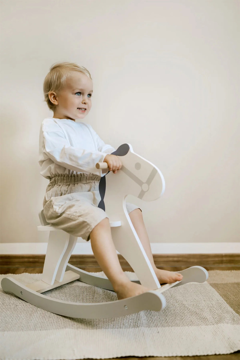Gyngehest Træ – Skandi – small foot