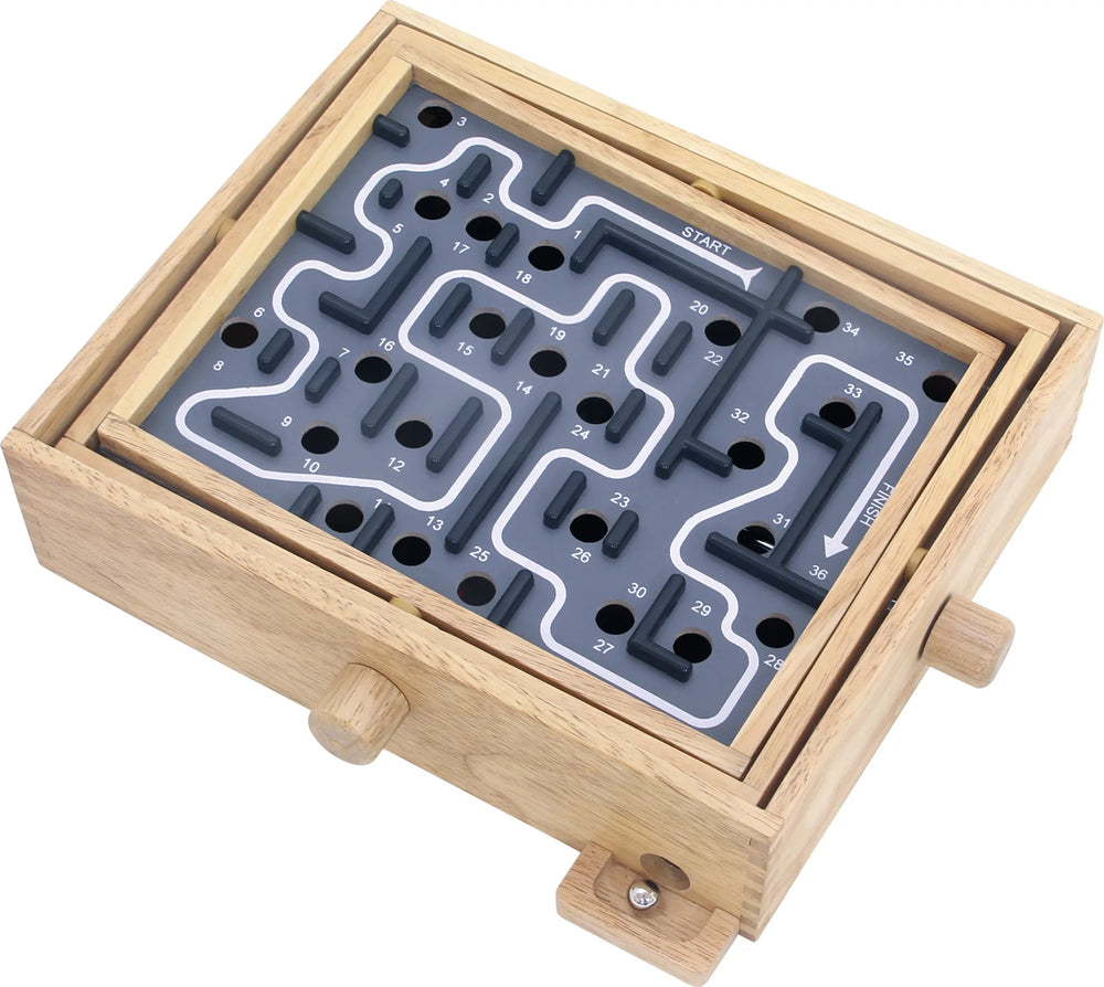 Labyrintspil i træ 30x25 cm – klassisk koncentrationsspil for børn fra 5 år | small foot