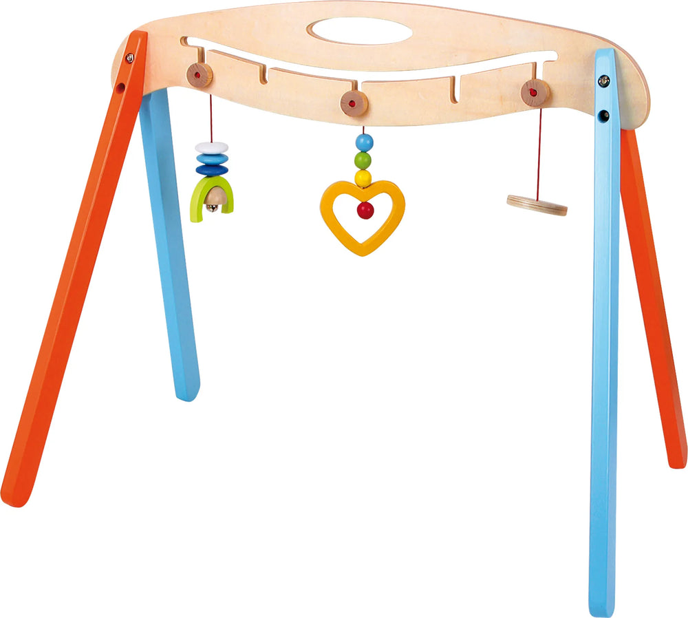 Babygym i træ 75x45x59 cm til baby fra 2 mdr – small foot