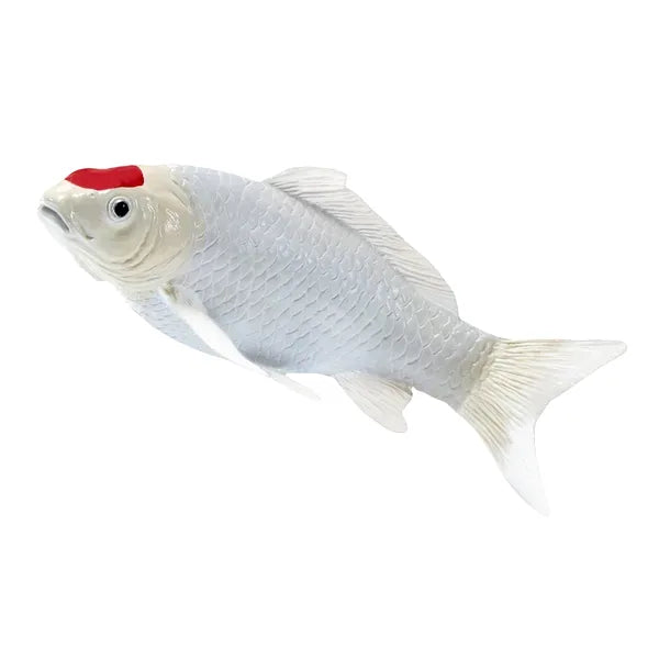 Koi karpe figur – Rødplet, håndmalet plastik model, 12,6 cm – Mojo