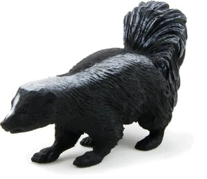 Stinkdyr legetøjsfigur 7x2x3,6 cm, alderssvarende 3+ — Mojo