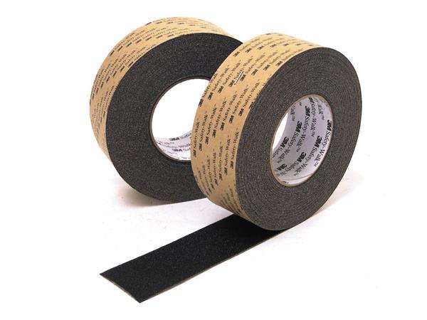 Skridsikkert tape 152 mm x 18,3 m, sort til trapper og gangarealer - 3M
